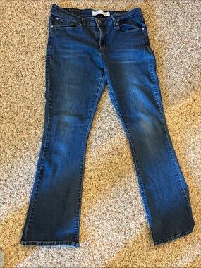 Signature by Levi Strauss Women's Dark Blue Flare Jeans
